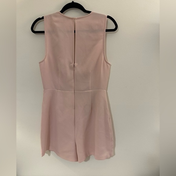 BCBGeneration Sleeveless Romper Size 8 - Picture 2 of 12